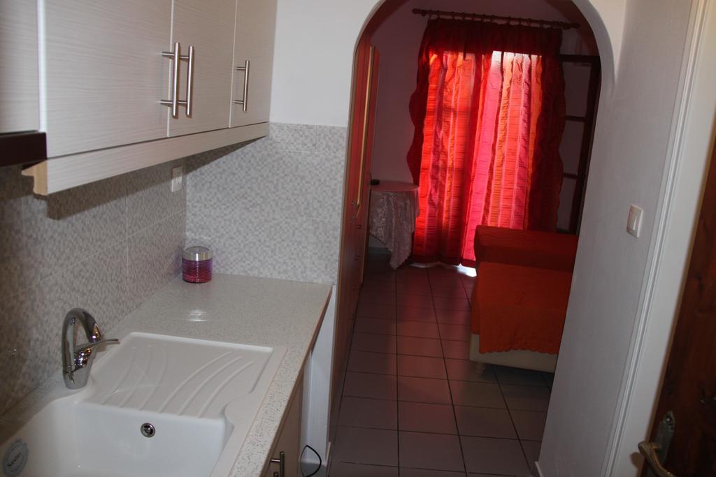 Vaya Zorba Studios Skiathos Town Bilik gambar