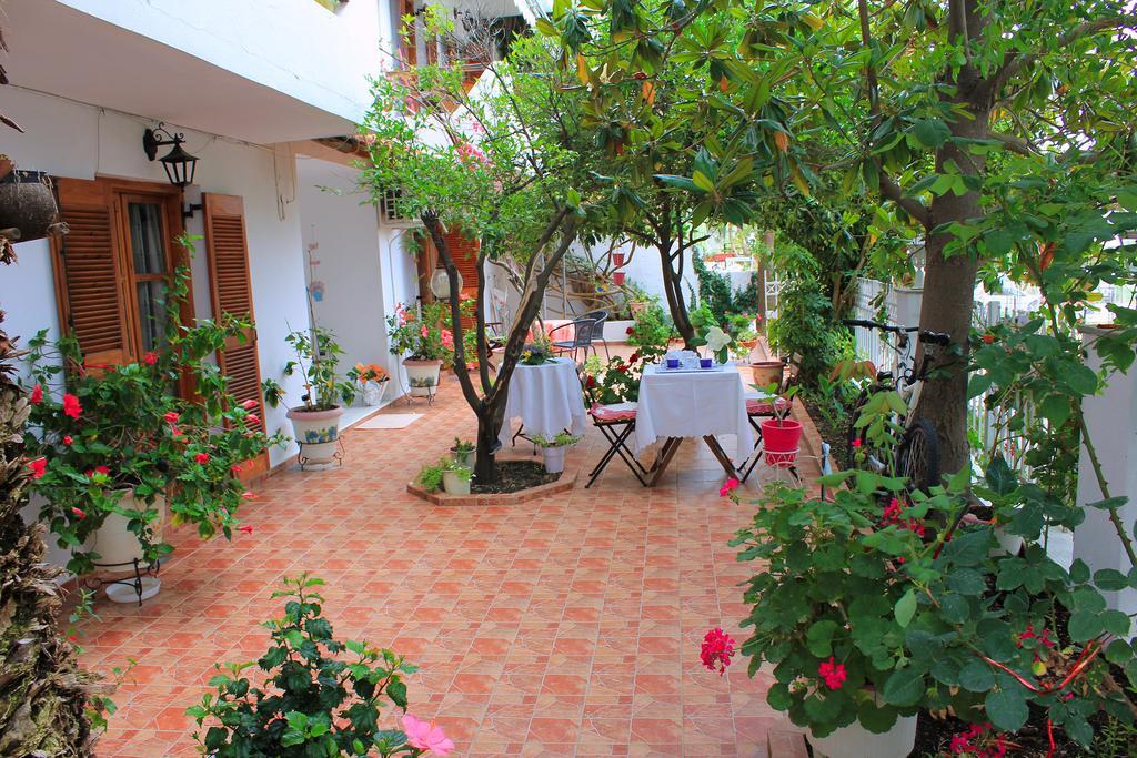 Vaya Zorba Studios Skiathos Town Bilik gambar
